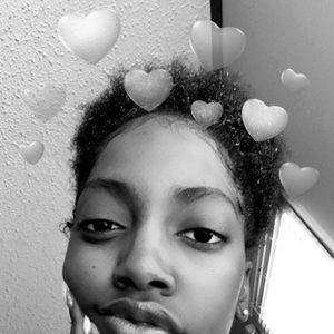 Meet your Posher, Janae